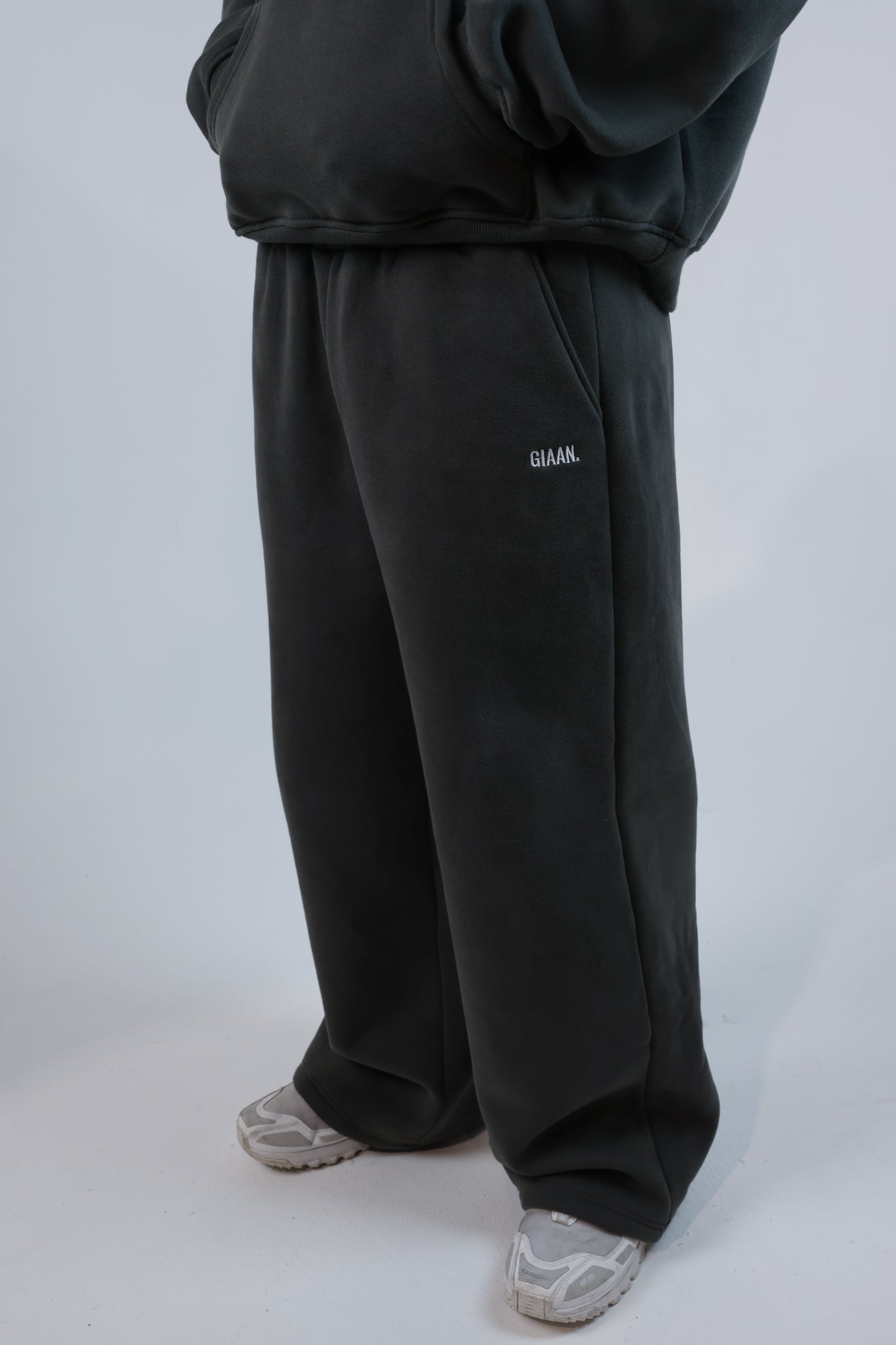 Giaan Track Pants Charcoal