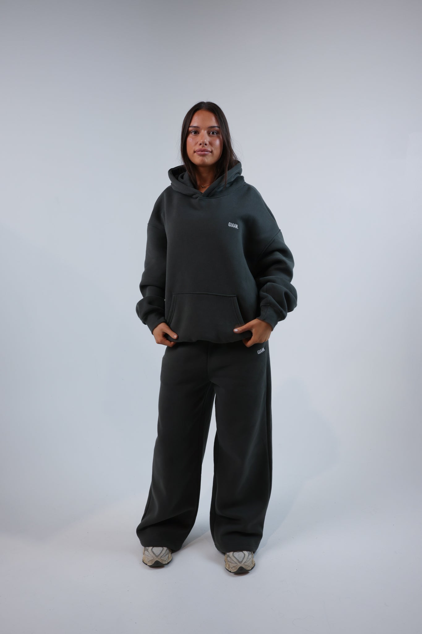 Giaan Hoodie Charcoal